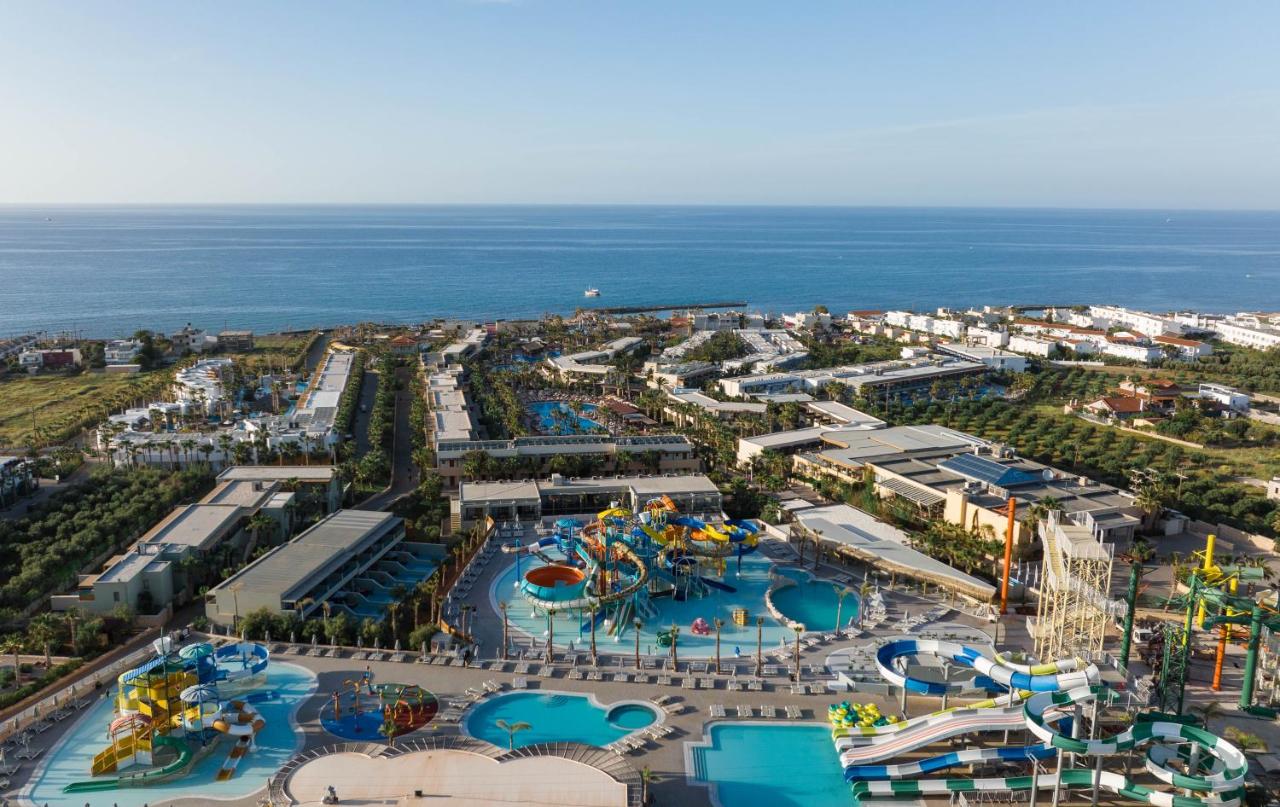 The Best Family Hotels With Waterparks Tiny Travelship the-best-family-hotels-with-waterparks-tiny-travelship