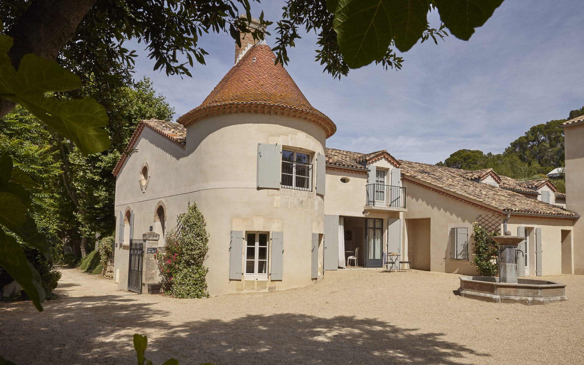 Tiny Travelship - Château Les Carrasses family friendly hotel review