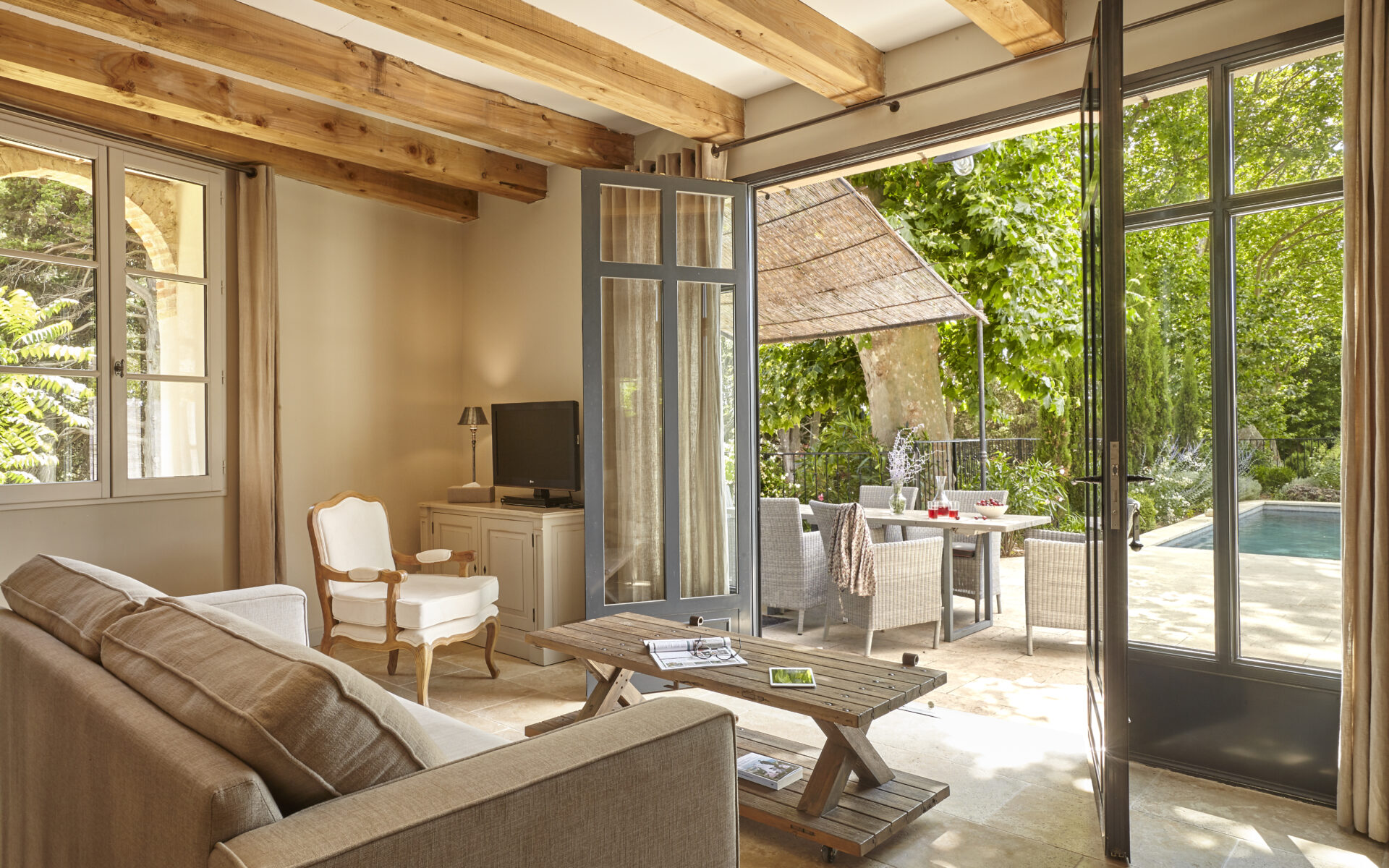 Tiny Travelship - Château Les Carrasses family friendly hotel review